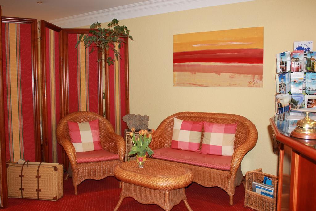 Hotel Garni Wiestor Uberlingen Buitenkant foto