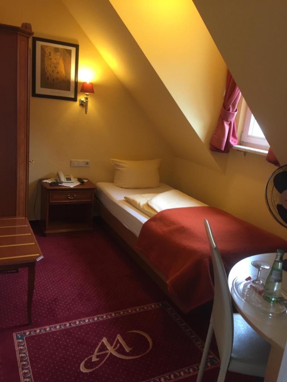 Hotel Garni Wiestor Uberlingen Buitenkant foto